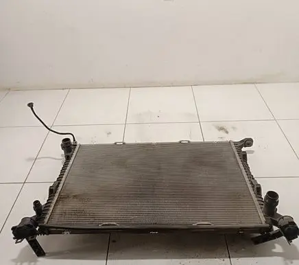 Audi A7 S7 4G Coolant radiator VP7TBH8005CE 8K0121251H