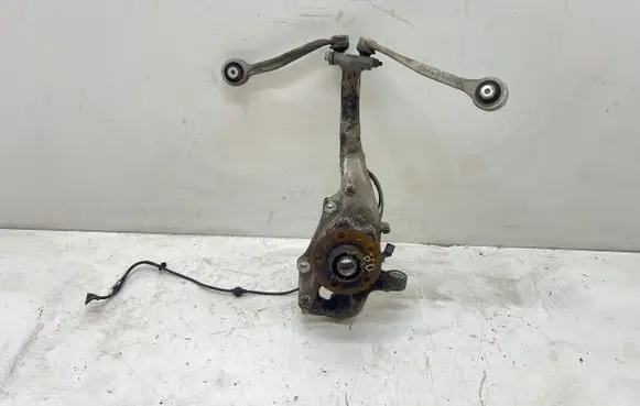 Audi A6 S6 C7 4G Front wheel hub spindle knuckle