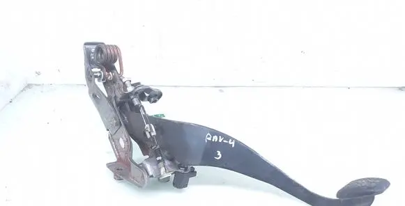 Clutch pedal