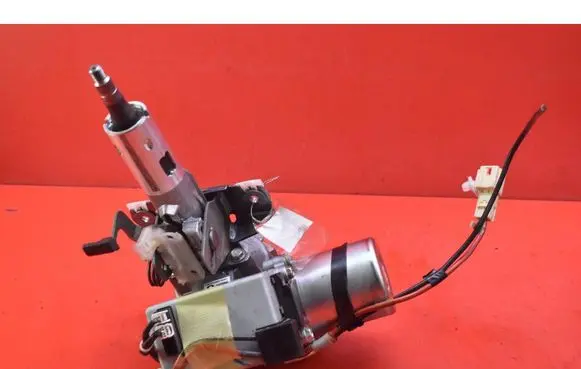 Toyota Avensis Verso Power steering pump F1901-0F010