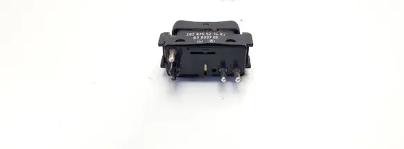 Mercedes-Benz C AMG W202 Electric window control switch 2028205210KZ 03809760