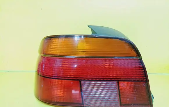 BMW 5 E39 Rear/tail lights 8358031