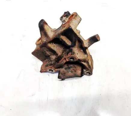 Honda Accord Engine mounting bracket
