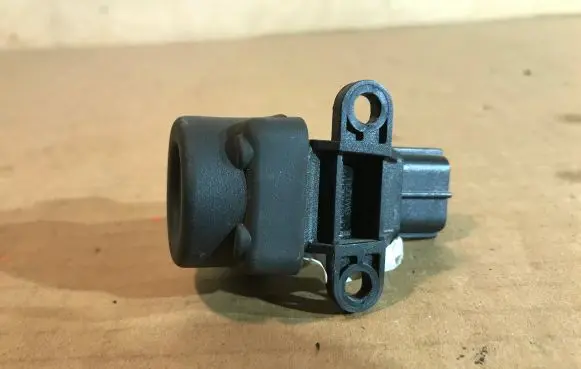 Jaguar XK8 - XKR Fuel cut-off switch LNA6520BA