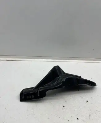 DS Automobiles 3 Crossback Front bumper mounting bracket 9820732380