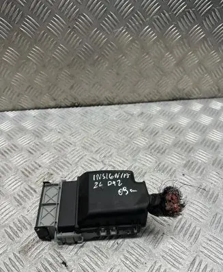 Opel Insignia A Fuse module 1322786