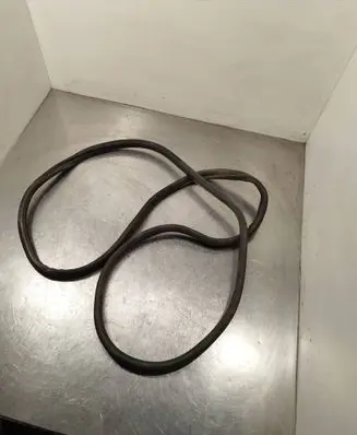 Citroen Berlingo Rear door rubber seal (on body) 