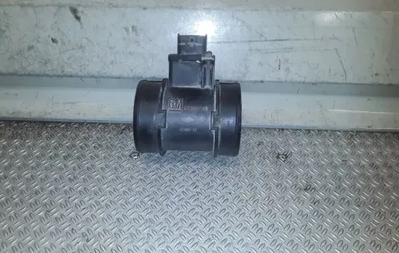 Opel Zafira B Mass air flow meter 55350046
