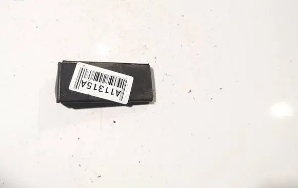 Hyundai ix35 Front door glass trim molding