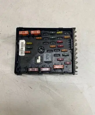 Volkswagen PASSAT B7 Fuse module 3C0937125 63592777