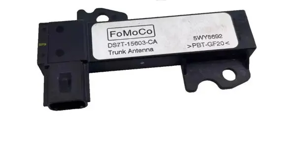 Ford Fusion II Aerial antenna amplifier DS7T15603CA