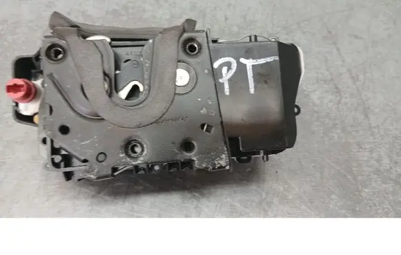 Peugeot 607 Rear door lock