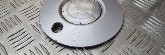 Opel Omega B1 Original wheel cap 90445782
