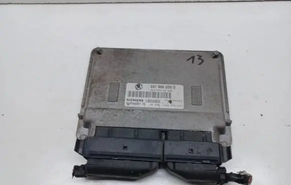 Skoda Fabia Mk1 (6Y) Engine control unit/module ECU 047906033D 5WP4420110 3PRSJ33