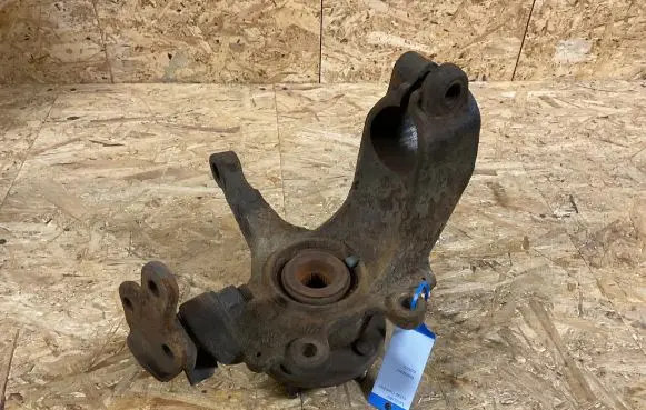 Ford Focus Front wheel hub spindle knuckle 3M513K171