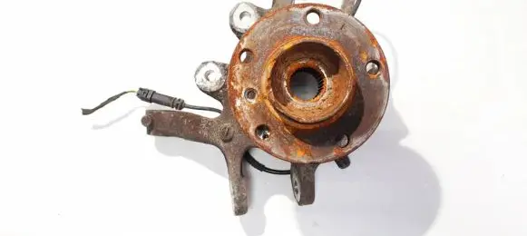 Rear wheel hub