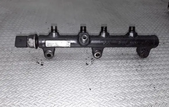 KIA Carnival Fuel main line pipe 315004X700