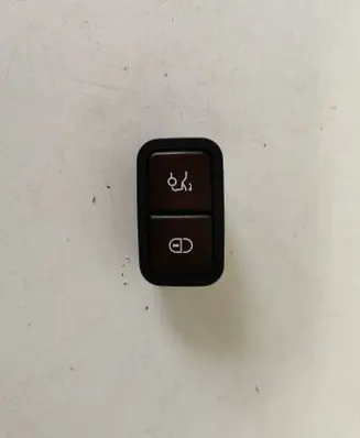 Mercedes-Benz E W238 Tailgate/boot open switch button 2208211479