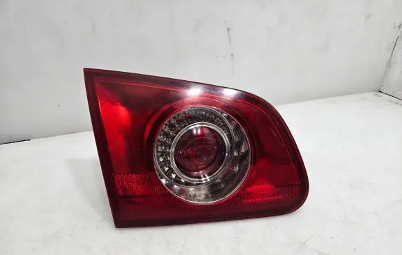 Volkswagen PASSAT B6 Tailgate rear/tail lights 27440102