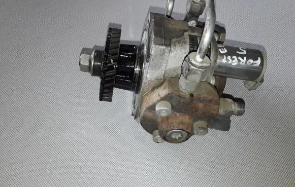 Subaru Forester SH Fuel injection high pressure pump 2940001083