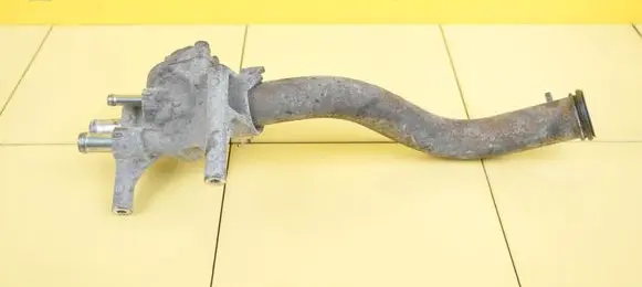 Honda Insight Thermostat/thermostat housing LDA3