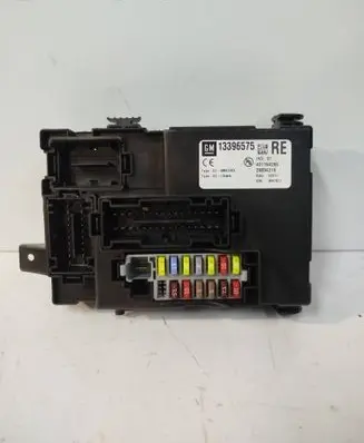 Opel Meriva B BSM Control unit 13396575 401154265 28334215