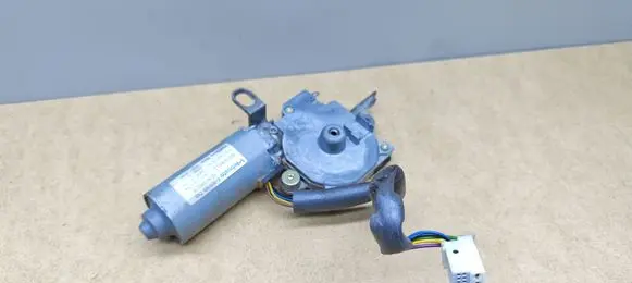 Mercedes-Benz CLK A209 C209 Sunroof motor/actuator A2038203142