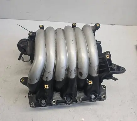 Audi A6 S6 C5 4B Intake manifold 078133223S