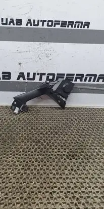 Nissan Qashqai Front door interior handle trim 809504EA0AX