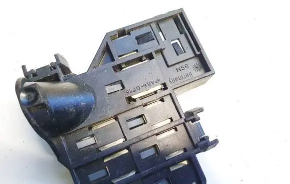 Audi A6 S6 C6 4F Fuse box set 4F0941824