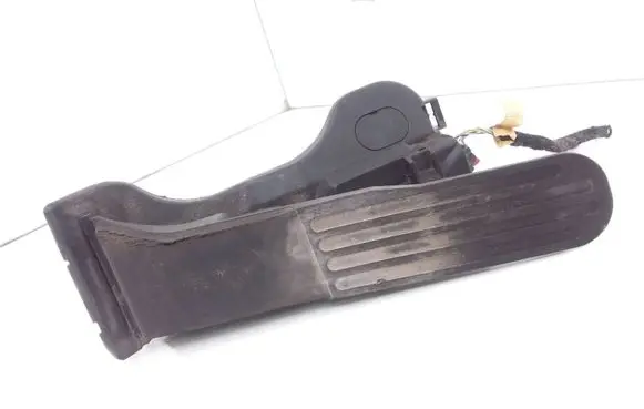 Volkswagen Golf VI Accelerator throttle pedal 1K1721503AA 6PV01049850