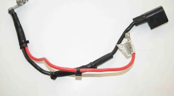 Audi A3 S3 8V Positive cable (battery) 5Q0971228