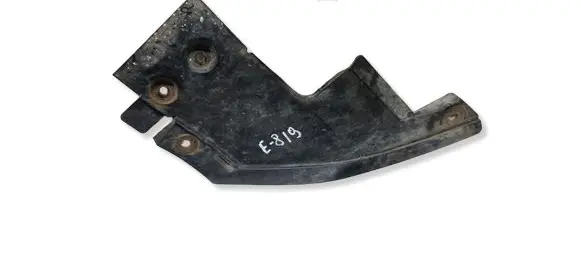 Opel Zafira C Front bumper mounting bracket 13372279