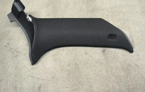 Mercedes-Benz GLC X253 C253 (C) pillar trim A2536905703