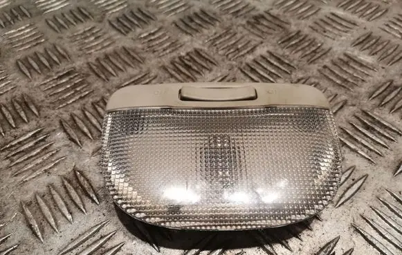 Subaru Legacy Front seat light