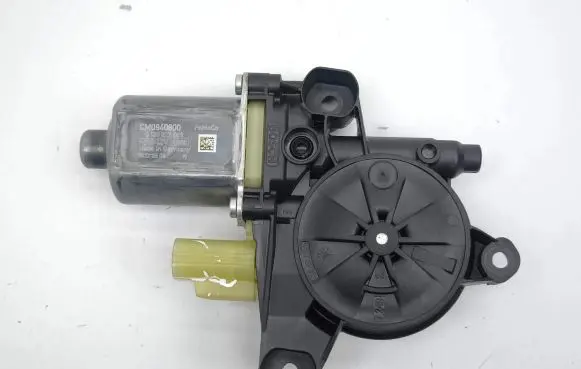 Ford Kuga III Front door window regulator motor CM0940800 20220506 0130822089
