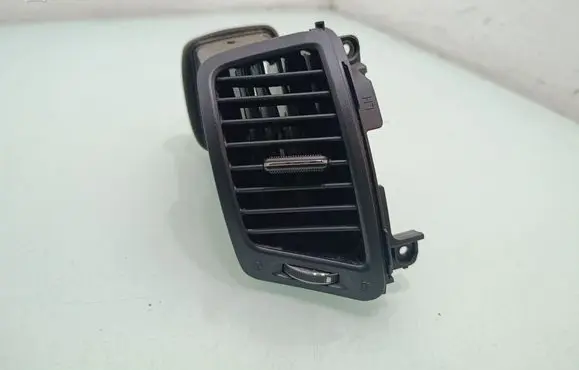 KIA Sorento Dash center air vent grill 974102P000