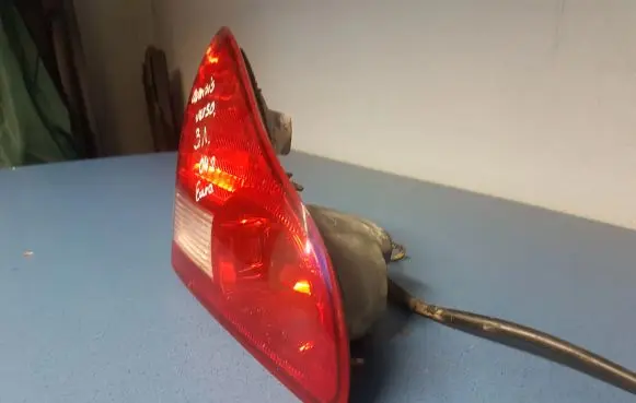 Toyota Avensis Verso Rear/tail lights