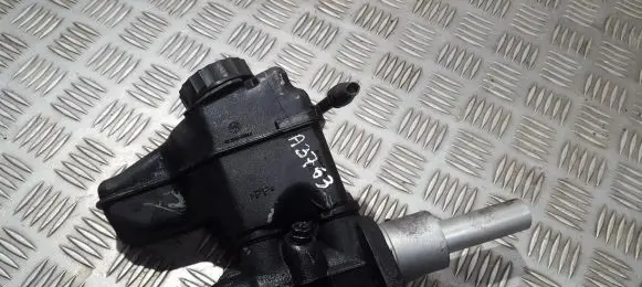 Volkswagen Caddy Master brake cylinder
