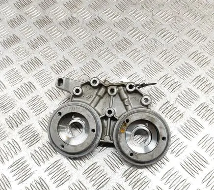 Volkswagen Golf VII Other engine bay part 06L103166F