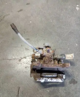 Rear brake caliper