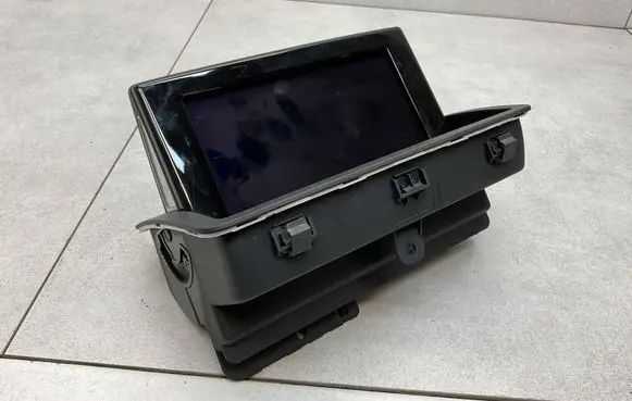Audi Q3 8U Screen/display/small screen 8U0857273A