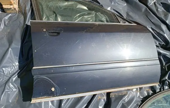 Audi A8 S8 D2 4D Front door