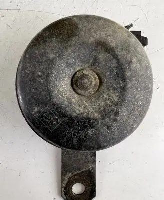 Toyota Land Cruiser (HDJ90) Horn signal