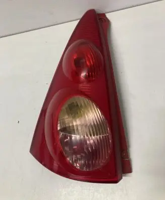 Peugeot 107 Rear/tail lights 815600H040