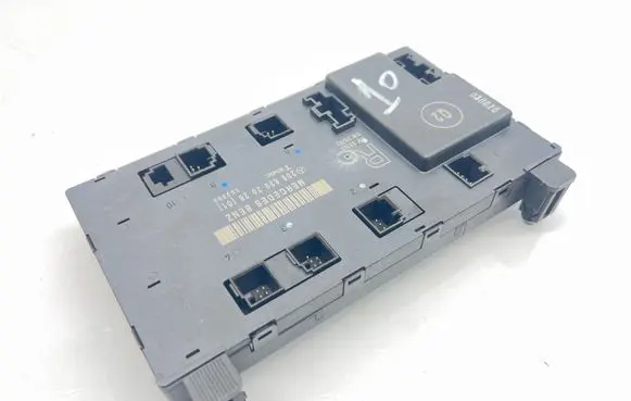 Mercedes-Benz CLK A209 C209 Door control unit/module 2098202026