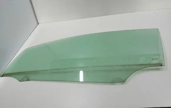 Mercedes-Benz A W169 Front door window/glass (coupe) 43R001582 AS2M3240DOT682