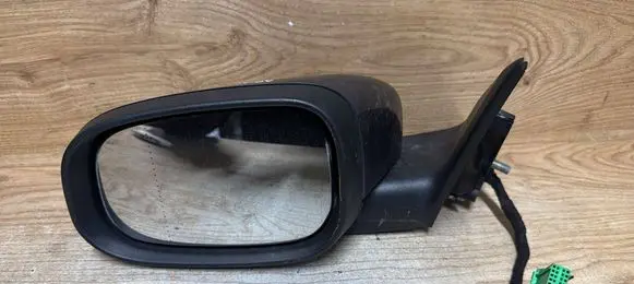 Volvo V70 Front door electric wing mirror 3303009