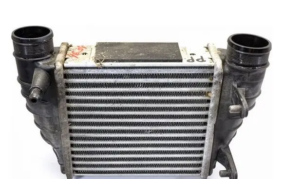 Seat Exeo (3R) Intercooler radiator 8E0145806Q