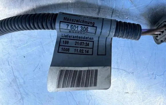BMW 7 F01 F02 F03 F04 Engine coolant pipe/hose 7601306
